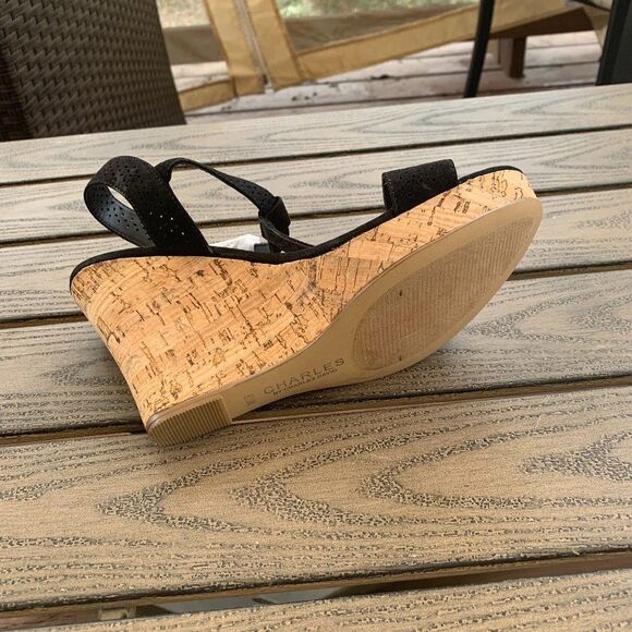 Brand New Charles by Charles David Black Cork Wedge with Buckle Strap. Size 8.5M - Picture 9 of 9